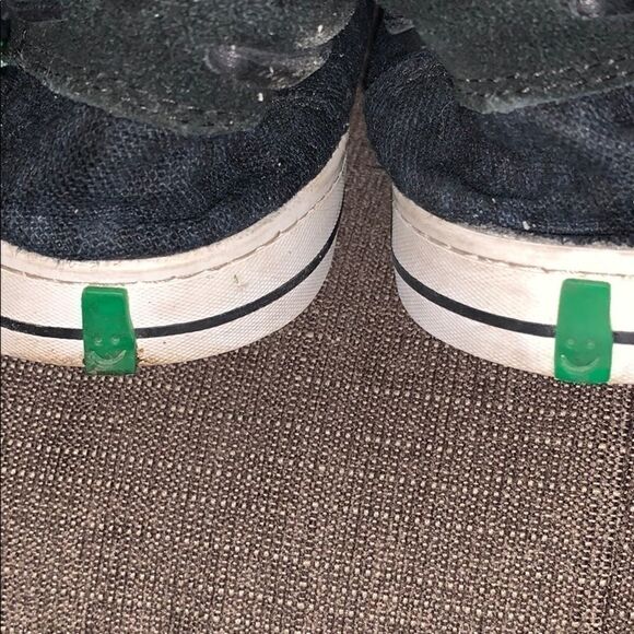 GUC MEN’S SIZE 8 BLACK SANUK BOAT-STYLE SHOES - Picture 2 of 5